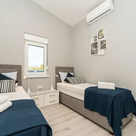 Novigrad Zadarvillas ヴィラ *
