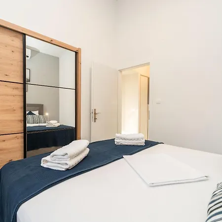 Novigrad Zadarvillas Vila Novigrad (Dalmatia)