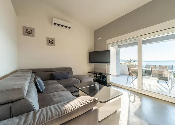 Novigrad Zadarvillas * Novigrad (Dalmatia)